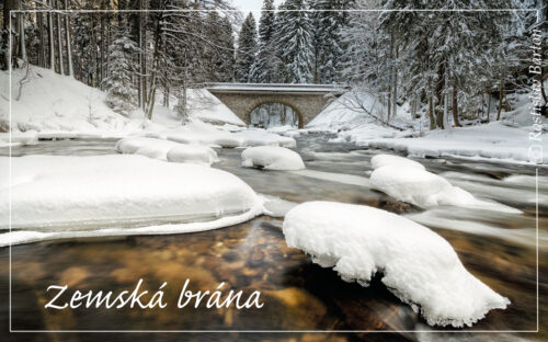 Zemská brána